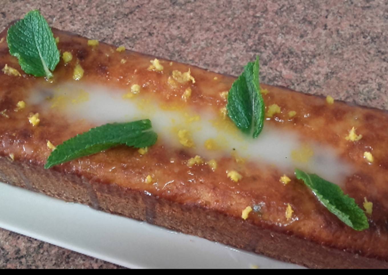 Bizcocho de limón y hierbabuena /comida de Marruecos