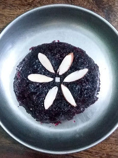 बिटा चा हलवा (beet cha halwa recipe in marathi) रेसिपी चे मुख्य फोटो