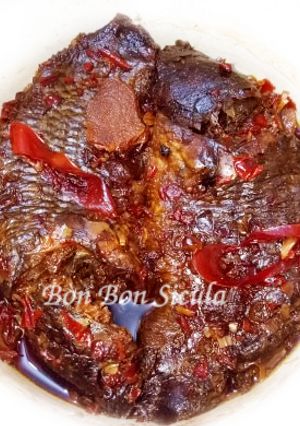 Hình của món Cá Rô Kho Riềng Nhừ Xương Bằng Nồi Ủ.