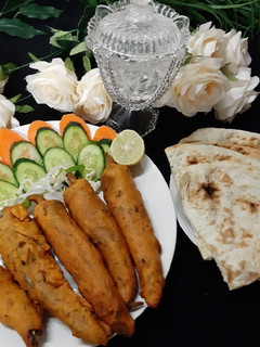 A picture of Bari hari mirch ke pakoray.