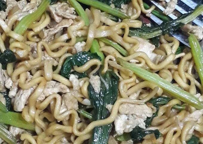 Mie goreng sederhana rasa chinese food