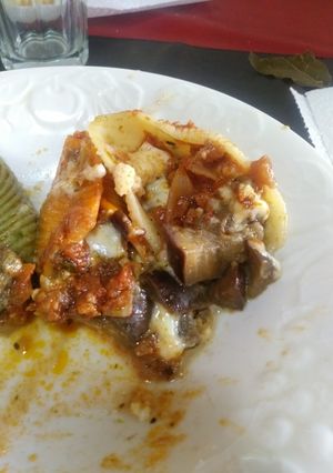 Una foto de Conchiglioni rellenos de berenjena