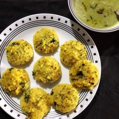 A picture of Kanjivaram Idli.