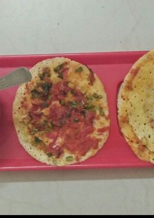વેજીટેબલ ઉત્તપા (Vegetable Uttapa Recipe In Gujarati) રેસીપી મુખ્ય ફોટો