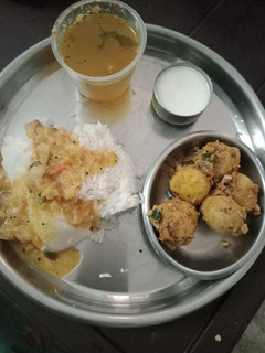 பேபி பொட்டட்டோ மசாலா(baby potato recipe in tamil) செய்முறை முக்கிய புகைப்படம்
