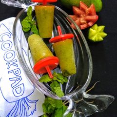 A picture of Chutney Lolly.