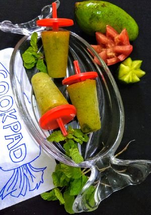 A picture of Chutney Lolly.