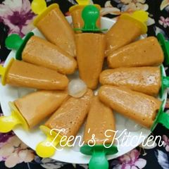 A picture of Apricot Yoghurt Popsicles.