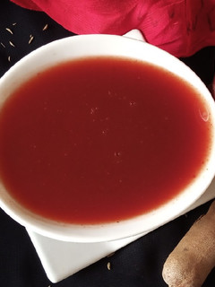 A picture of Samosa Chutney.
