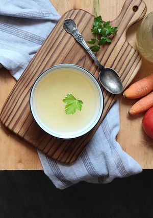 Foto resep Kaldu Sapi Mpasi (Kuah bening penuh gizi)
