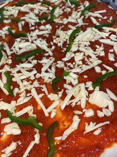 صورة لوصفة البيتزا التقليدية 🍕