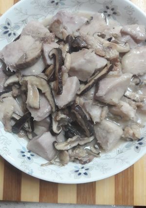 香菇炒芋頭(清冰箱料理) 的食譜成品照片