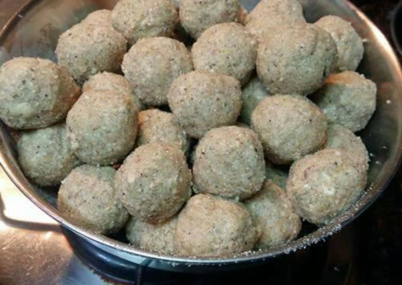 Dry fruits laddoo