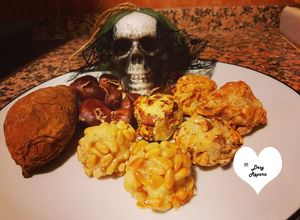 Una foto de Panellets de pinyons