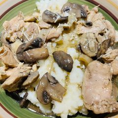 Crockpot Chicken 🐔 Marsala A picture of Crockpot Chicken 🐔 Marsala.