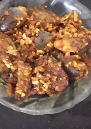 बेसन मसाला बैगन (Besan Masala Baingan recipe in Hindi) रेसिपी मुख्य फोटो