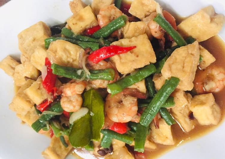 Udang masak tahu tauco