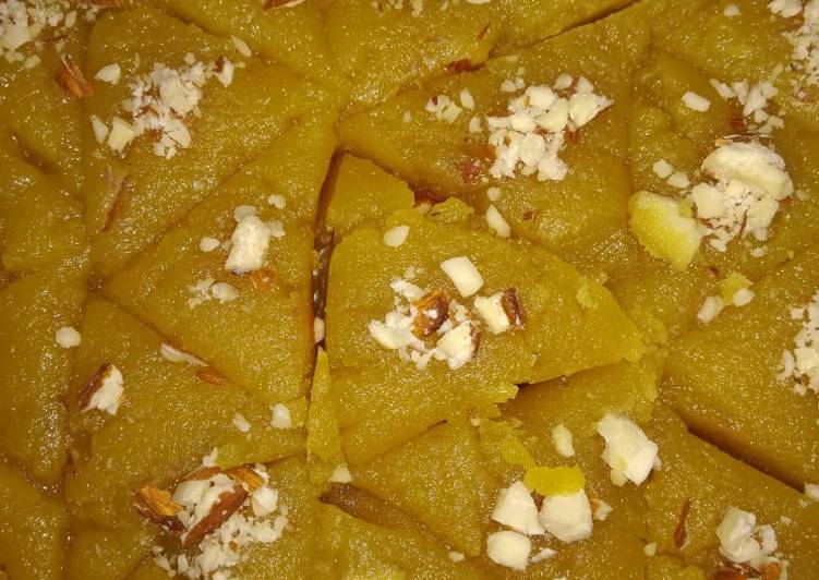 Channy ki daal ka halwa (cow bolee se banya)