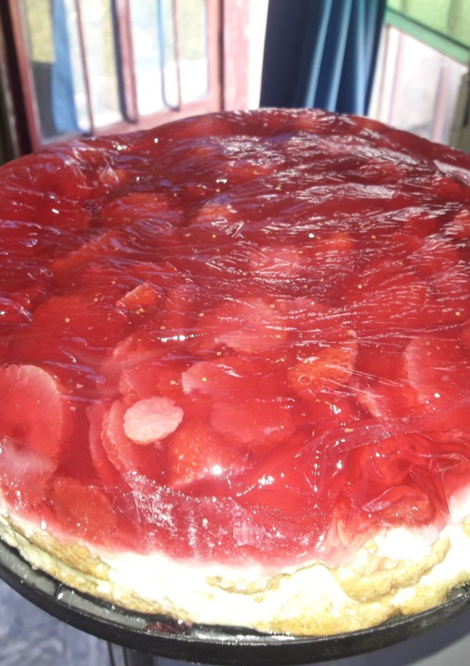 Una foto de Torta helada de frutillas⁸