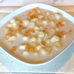 A picture of Dumpling in coconut sauce (mathobosha).