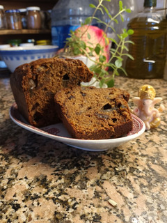 Una foto de Budín Delicioso con dulce de batata y chocolate
