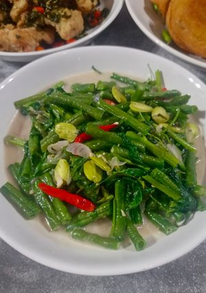 Foto resep Kangkung Kacang panjang Kuah Santan