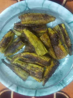 સ્ટફ્ડ કારેલા (Stuffed Karela Recipe In Gujarati) રેસીપી મુખ્ય ફોટો