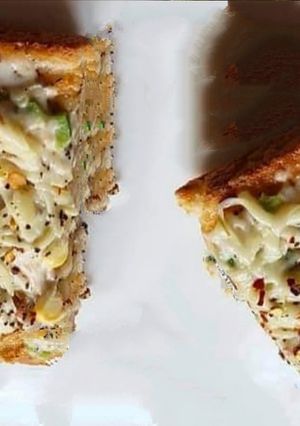 A picture of Bread Sandwich Pizza.
