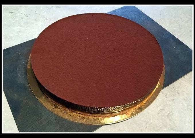 Tarte caramel et chocolat