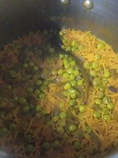 અવધિ વેજીટેબલ પુલાવ (Awadhi Vegetable Pulao Recipe In Gujarati) રેસીપી મુખ્ય ફોટો