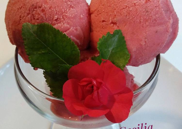 Helado de fresa elaborado con la Monsieur Cuisine Plus