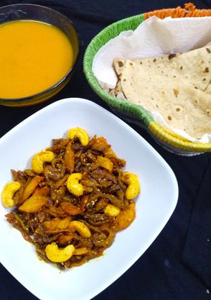 A picture of Kaju Karela.