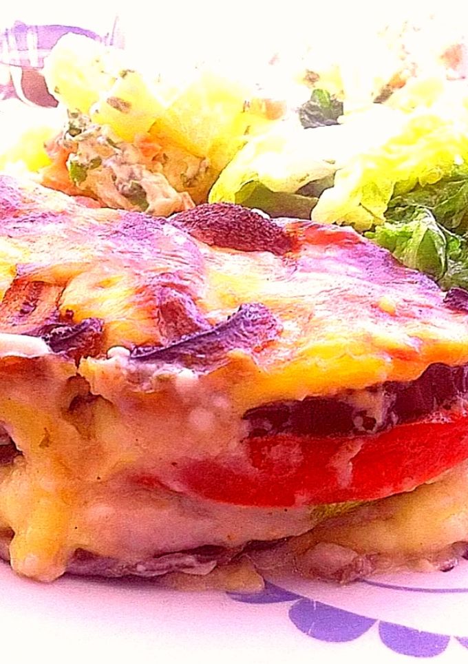 Una foto de Lasaña vegetariana (zapallitos, berenjena, tomate)