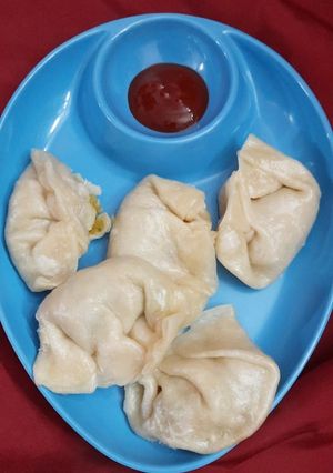 मिक्स वेज मोमोज (mix veg momos recipe in Hindi) रेसिपी मुख्य फोटो