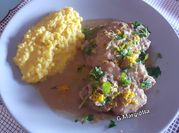 Una foto di ossobuco alla milanese