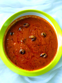 வித்தியாசமான வத்த குழம்பு / SUNDAKKAI VATHA KULAMBU Recipe in tamil செய்முறை முக்கிய புகைப்படம்
