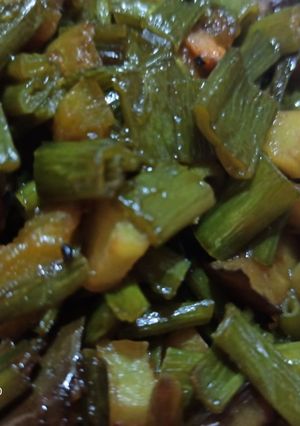 পেঁয়াজ কলি ভাজা (peyajkoli bhaja recipe in Bengali) রেসিপির প্রধান ছবি