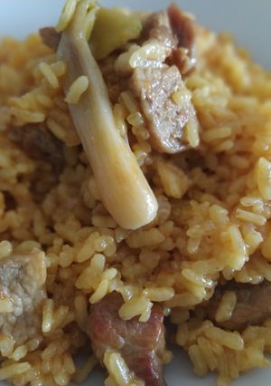 Foto principal de Paella de secreto ibérico y ajetes