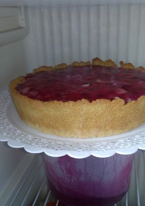 Una foto de Tarta de gelatina y manzanas