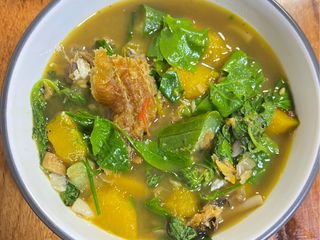 แกงเลียงผักหวานปลาย่าง