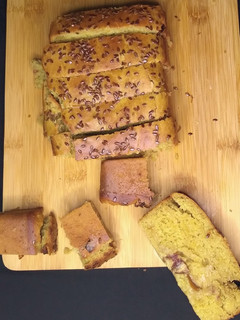 A picture of Dates and banana cake.