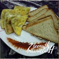 A picture of Toaster Egg Sandwiches.