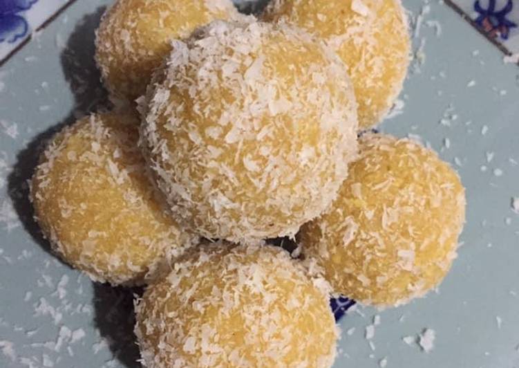 Besan Laddu