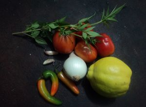 Una foto de Salsa Mexicana de membrillo otoñal, las correa del Ocote