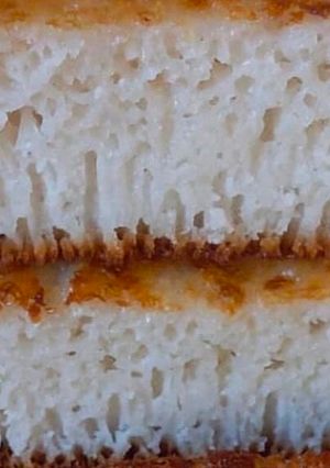 A picture of Rice cake (mkate wa sinia).