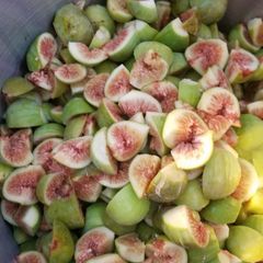 A picture of Fig jam.
