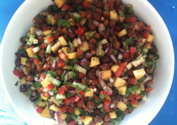 Easiest Way to Make Perfect Chana Jor Garam (Black Garbanzo Bean Salad)