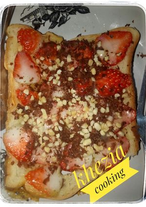 Foto resep 22 roti bakar stroberry