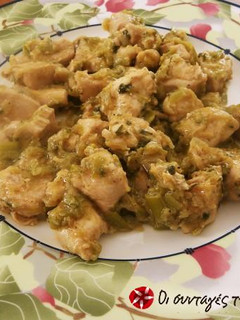 A picture of Pan-fried pork and chicken with leeks (Prasotigania).