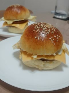 漢堡包(少人份量&麵包機&低溫二發) 的食譜成品照片